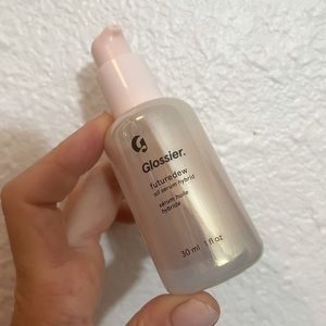 Glossier Future Dew!